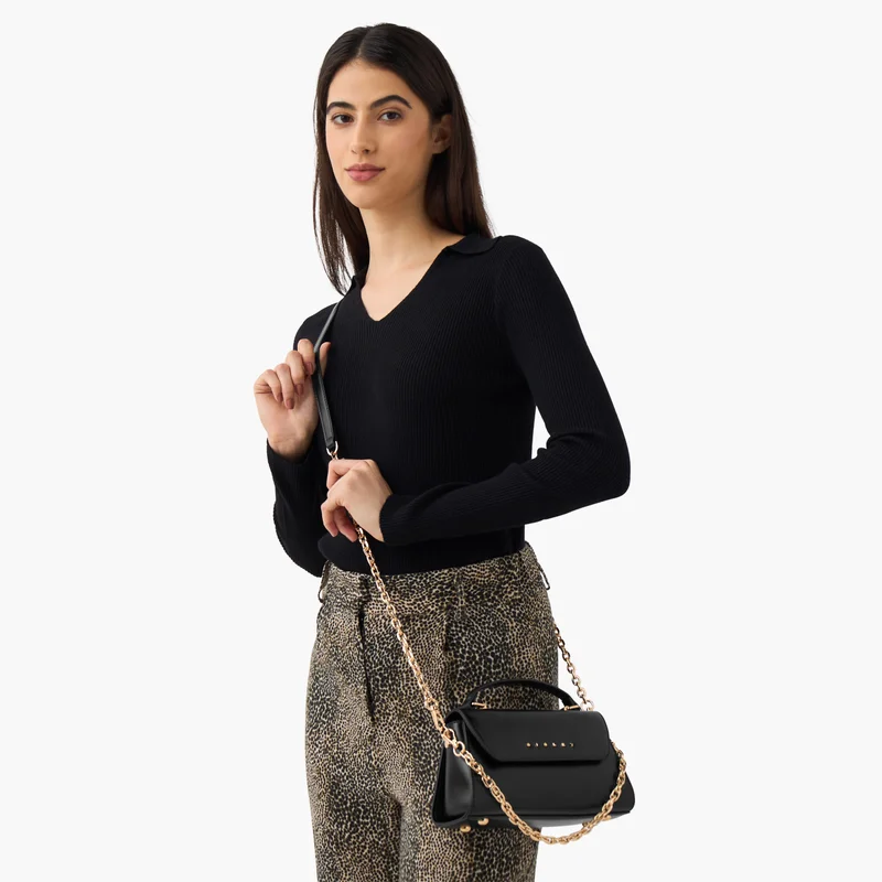 Sisley Sisley-Crossbody bag W/Textured PU w/chained detailing-Black-Q2-AW25